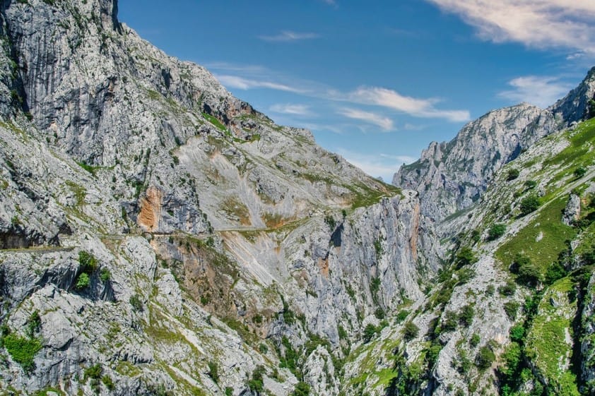 Best Hikes in Rocky Mountain National Park Mountain Trail