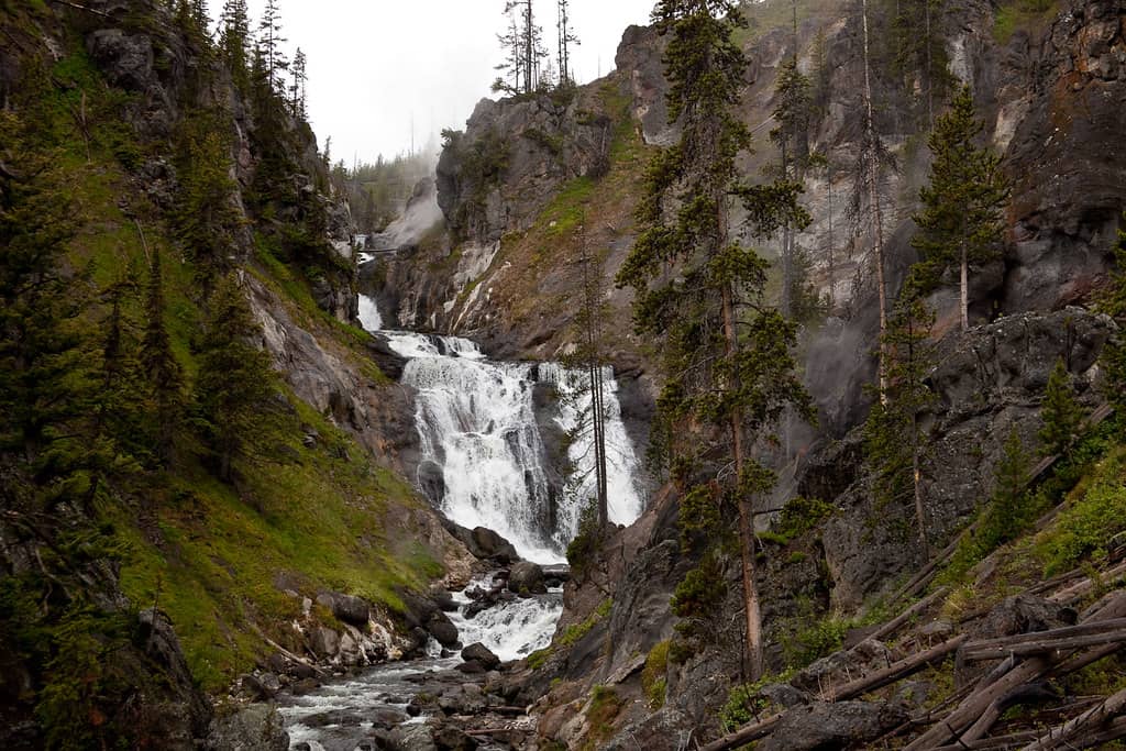 Yellowstone Hiking Trails Mystic Falls Trail